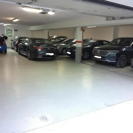 With 2 And Kitchen Kubu *