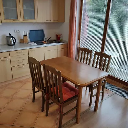 With 2 And Kitchen Kubu Appartement